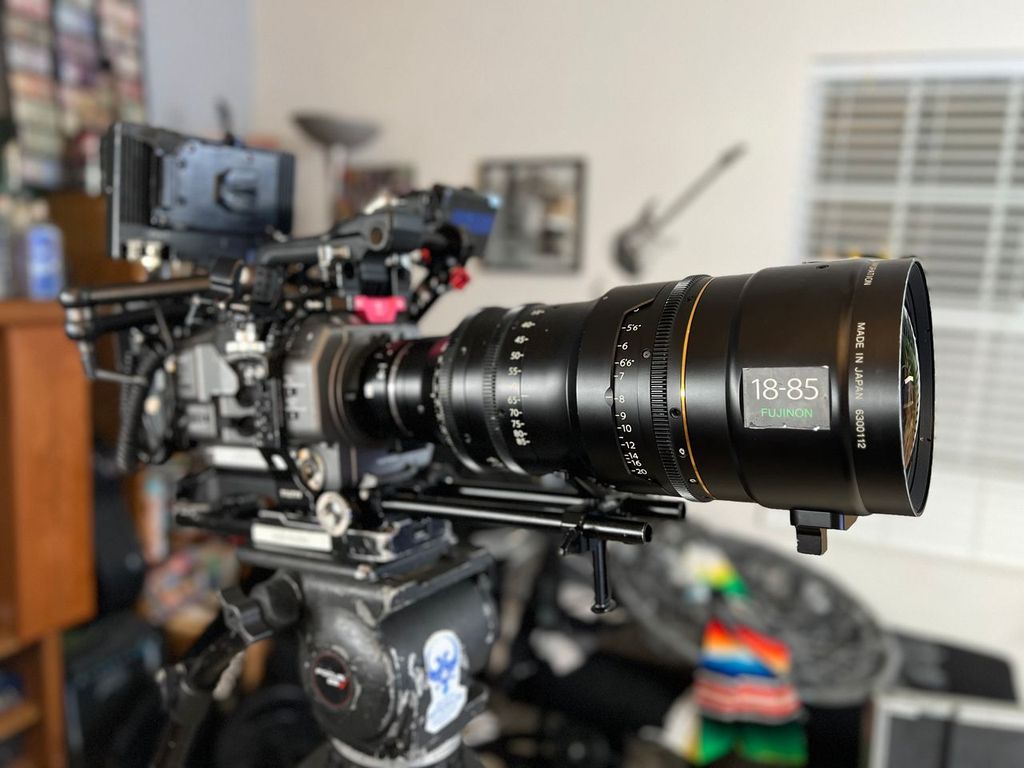 Fujinon Premiere zoom 18-85mm T.2 (HK4.7X18). recently Ducos evaluated